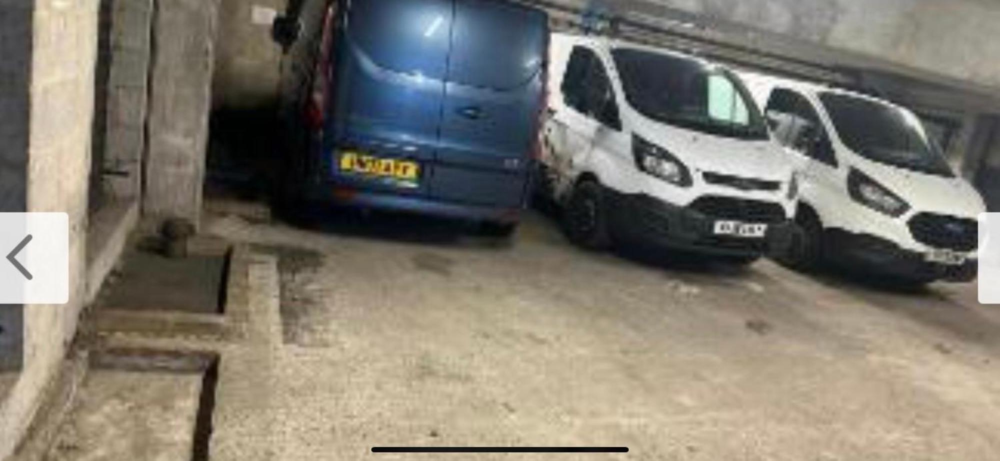 Apartamento Tower Bridge 3bedsecure Parking Shad Thames Luxuury Boutique Historic Bright Warehouse Gated Parking Upto 4 Vehicles Inc